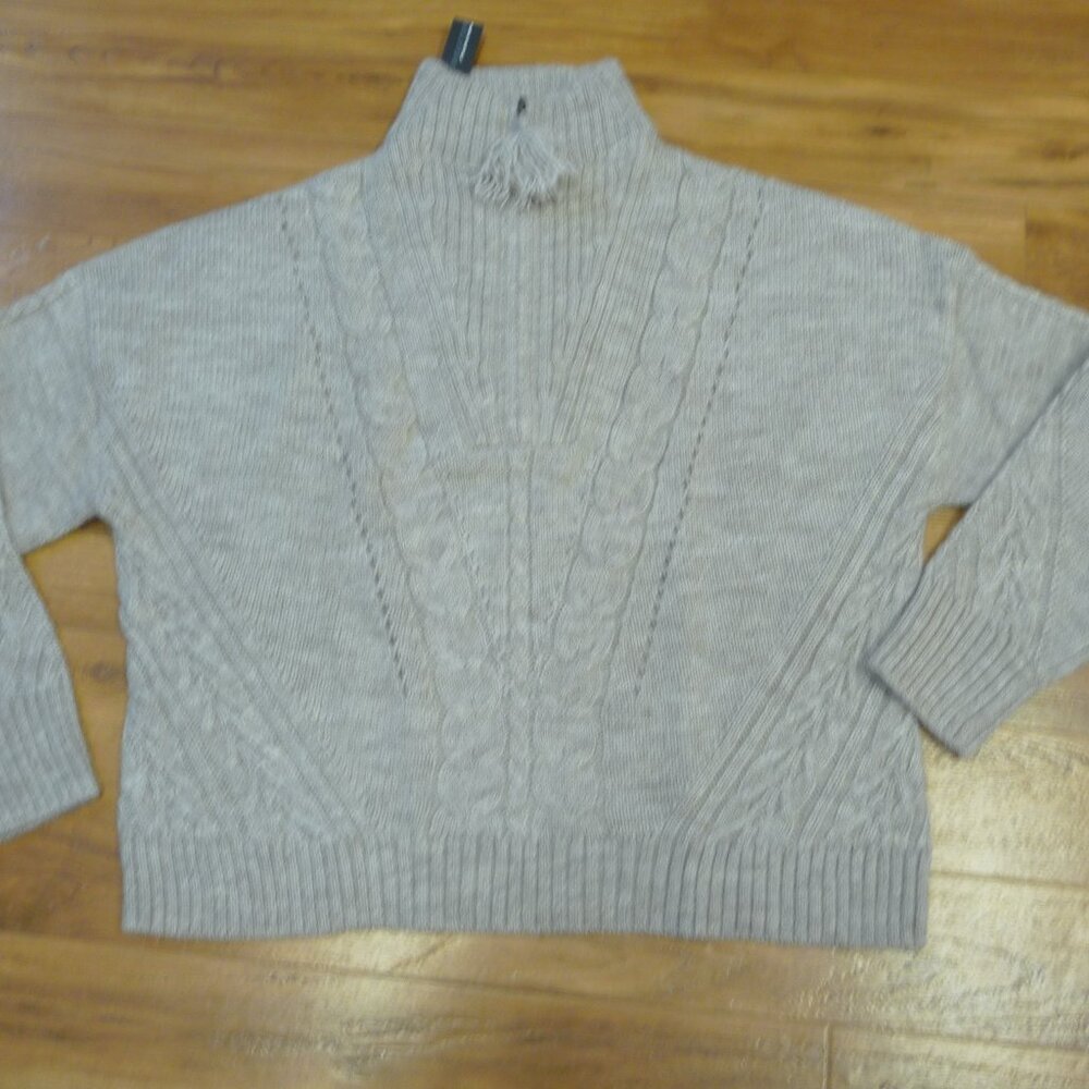 NWT 360 Sweater Italian Yarn